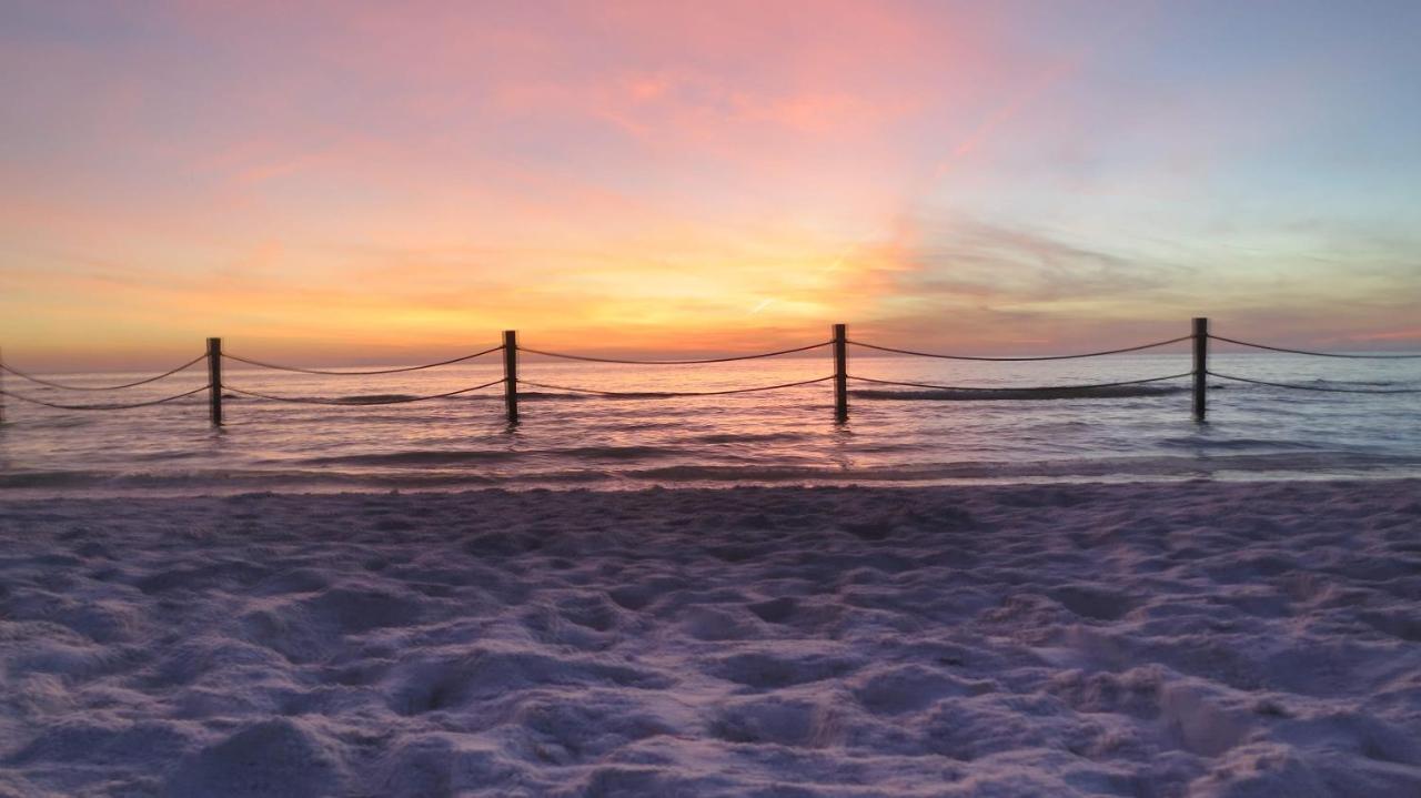 301 Beach Place Condos St. Pete Beach Ngoại thất bức ảnh