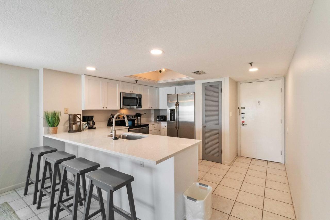 301 Beach Place Condos St. Pete Beach Ngoại thất bức ảnh