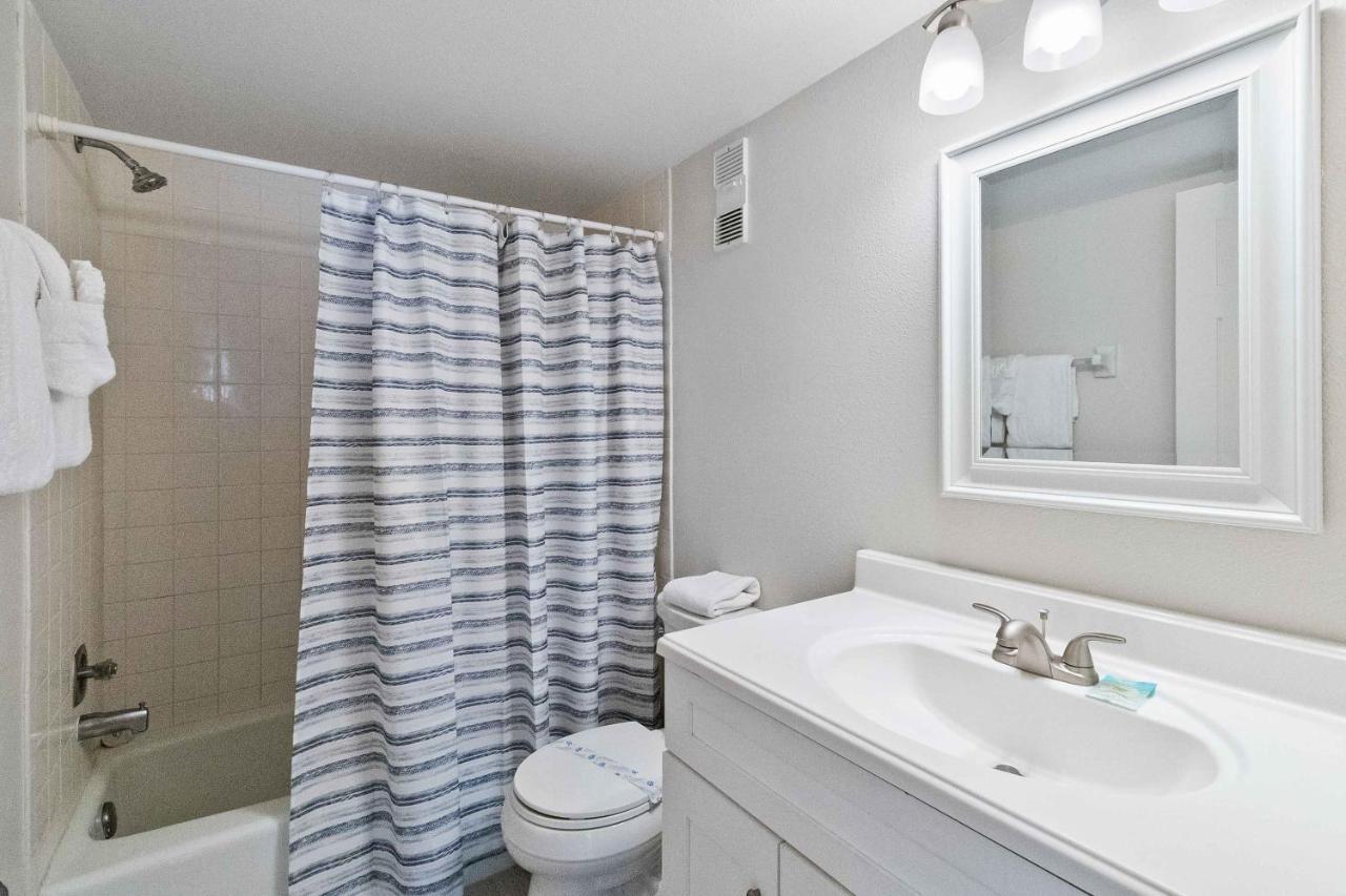301 Beach Place Condos St. Pete Beach Ngoại thất bức ảnh